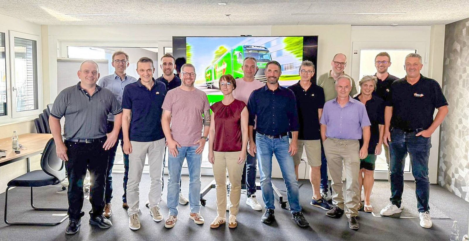 Der Gemeinderat zu Besuch bei der Holenstein AG