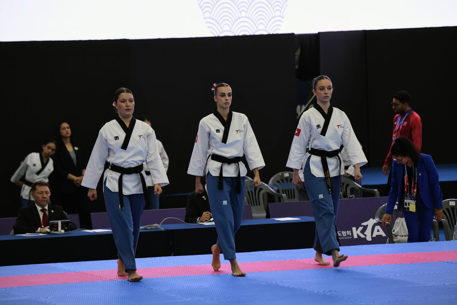Von Wiesendangen nach Korea: Kyra Kehrli an der Taekwondo-Weltmeisterschaft